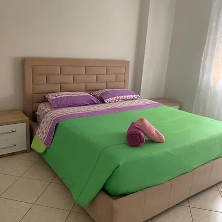 Sophie Appartments 2 *